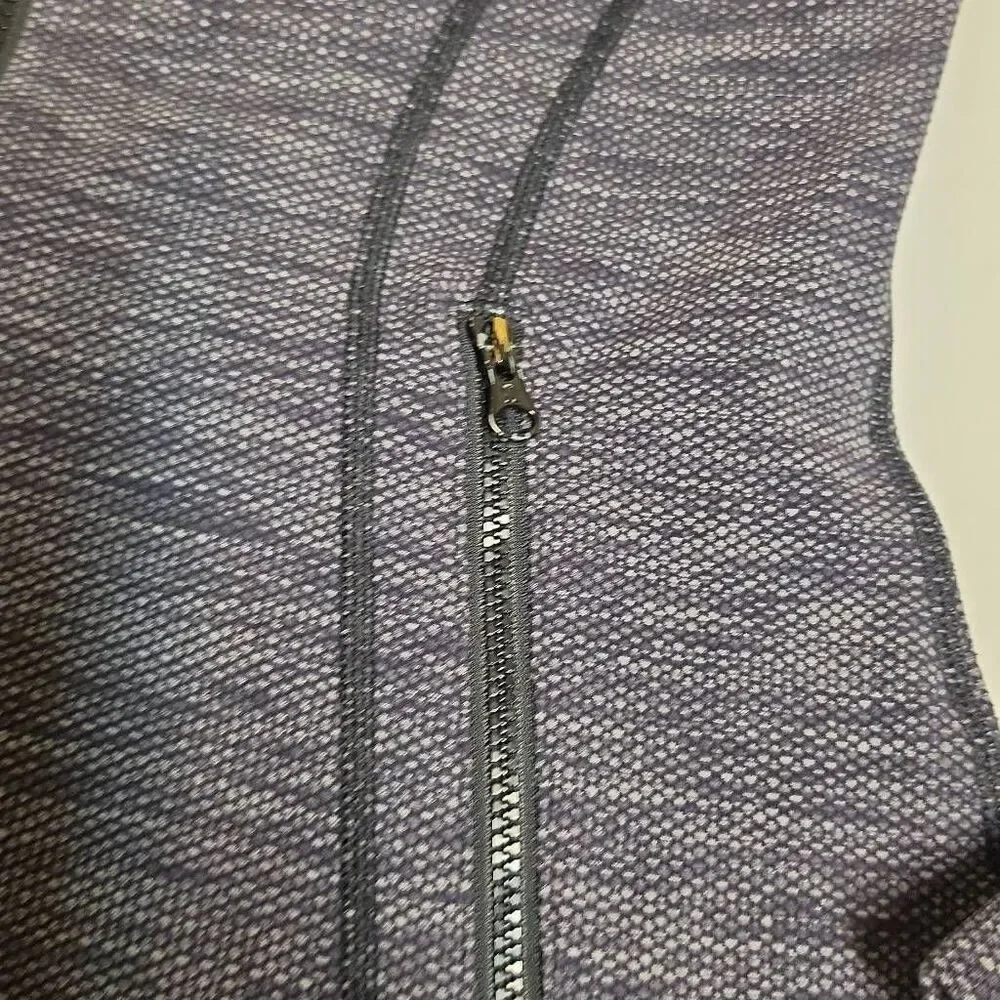 Lululemon Athletica Women's Define Jacket Size 6
